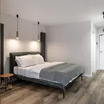 Moon Апартаменты *