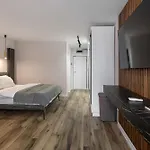Moon Апартаменты